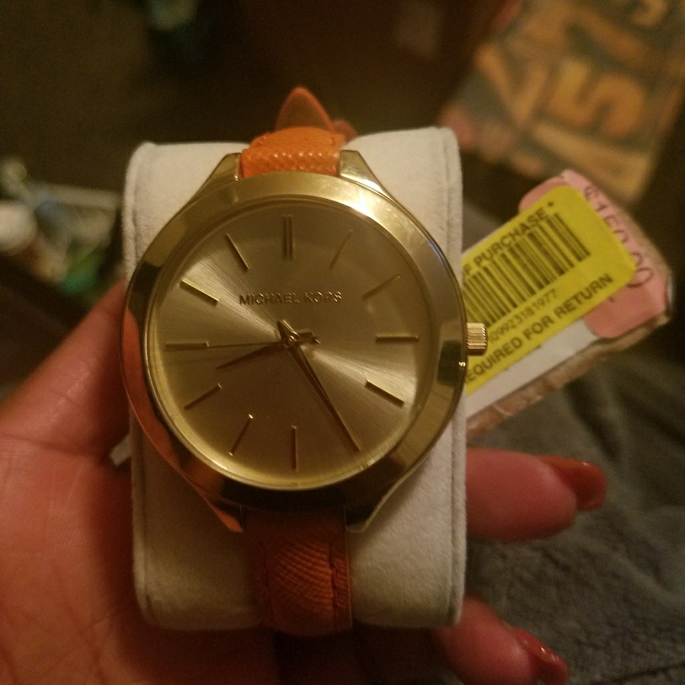 Mk watch
